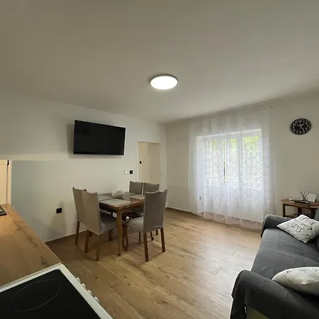 Дом отдыха Holliday House Klostar Ядраново