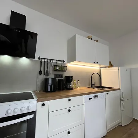 Dom wakacyjny Holliday House Klostar Jadranovo